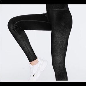 Pink Victoria's Secret ultimate Velvet Leggings XS